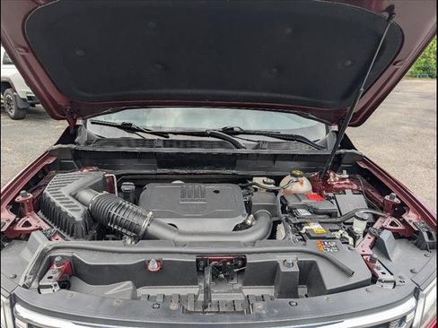 Used 2023 GMC Acadia SLE w/ Driver Convenience Package image 26