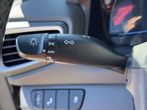 Used 2018 Hyundai Ioniq Limited FWD image 22