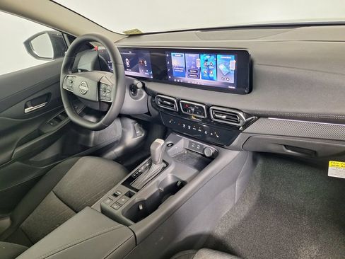Used 2026 Nissan Sentra SV w/ SV Convenience Package FWD image 26
