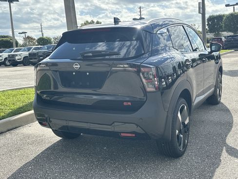 New 2026 Nissan Kicks SR image 6