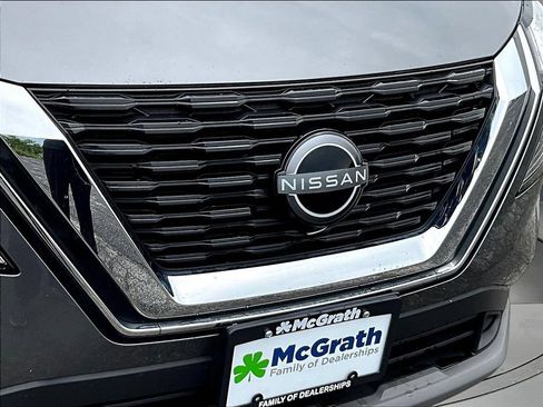 Used 2023 Nissan Rogue SV AWD/4WD image 34