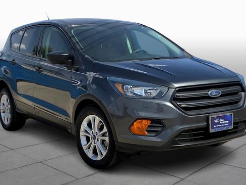 Used 2018 Ford Escape S image 2