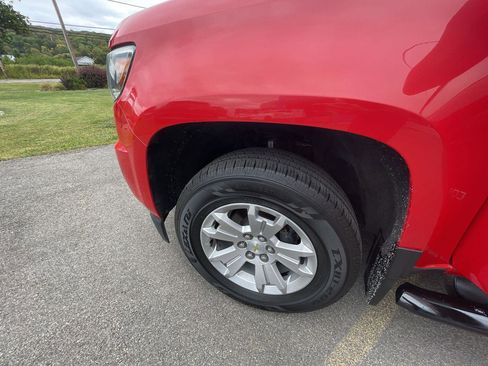 Used 2017 Chevrolet Colorado LT image 30