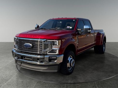 Used 2022 Ford F350 King Ranch w/ King Ranch Ultimate Package AWD/4WD image 3