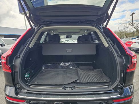 Used 2026 Volvo XC60 B5 Ultra w/ Protection Package Premier image 15