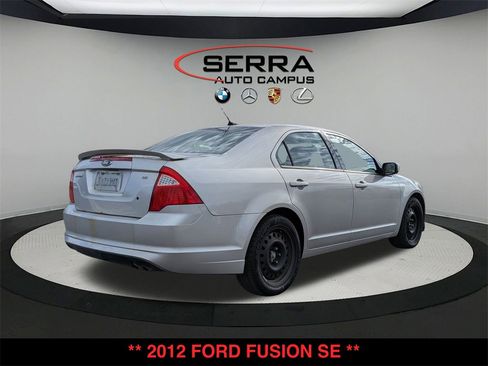 Used 2012 Ford Fusion SE image 8