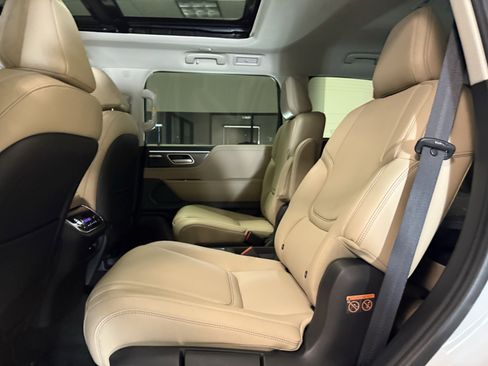 New 2026 INFINITI QX80 Pure RWD image 15