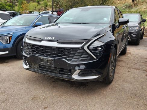 Used 2024 Kia Sportage LX AWD/4WD image 17