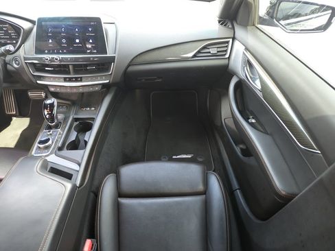 Used 2021 Cadillac CT5 V w/ Premium Package RWD image 16