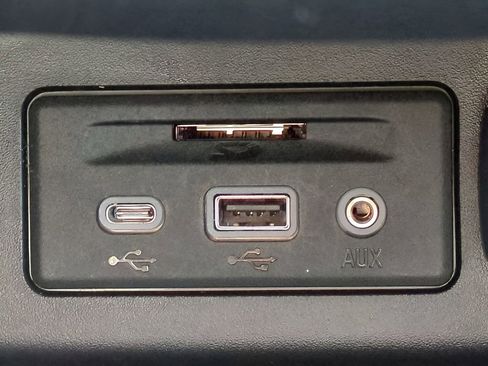 Used 2024 Chevrolet Equinox LT image 22