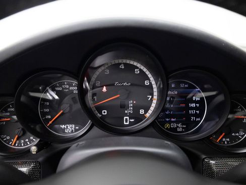Certified 2019 Porsche 911 4 Coupe AWD/4WD image 23