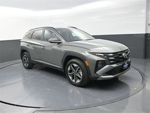 New 2026 Hyundai Tucson SEL image 2