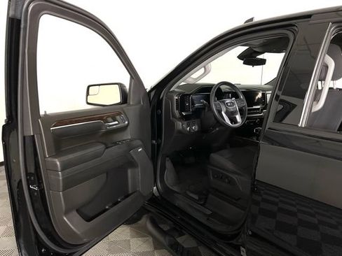Used 2024 GMC Sierra 1500 Elevation w/ Preferred Package AWD/4WD image 28