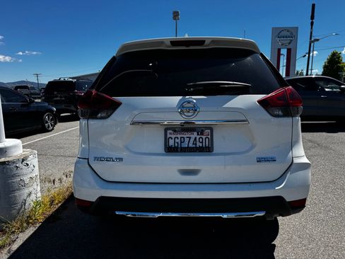 Used 2020 Nissan Rogue S FWD image 7