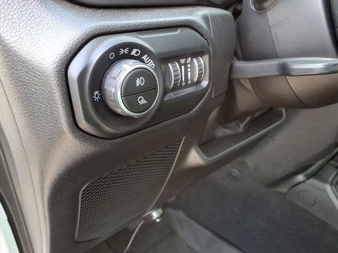 Used 2022 Jeep Gladiator Sport AWD/4WD image 21