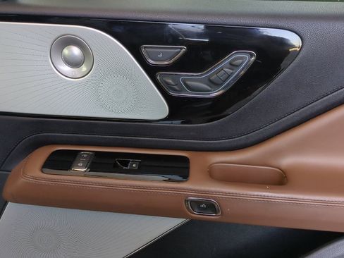 Used 2020 Lincoln Aviator Reserve w/ Equipment Group 202A AWD/4WD image 21