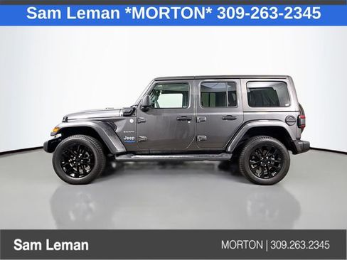 Used 2021 Jeep Wrangler Unlimited Sahara w/ Cold Weather Group image 4