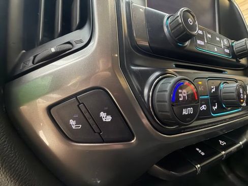 Used 2018 Chevrolet Silverado 1500 LT w/ All Star Edition AWD/4WD image 24