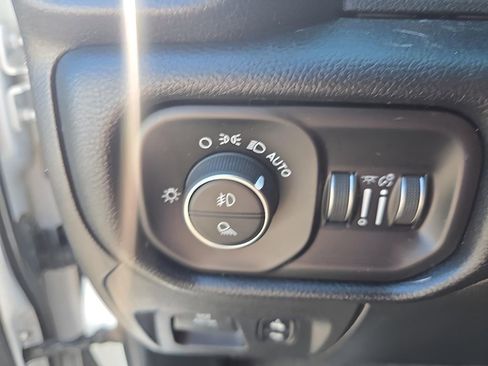 Used 2020 RAM 1500 Laramie image 14