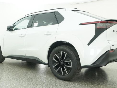 New 2026 Toyota bZ FWD image 43