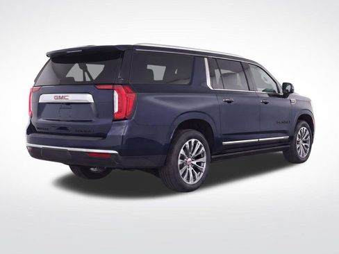 Certified 2023 GMC Yukon XL Denali w/ Denali Reserve Package AWD/4WD image 3