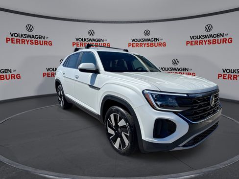 New 2026 Volkswagen Atlas Cross Sport SEL image 2