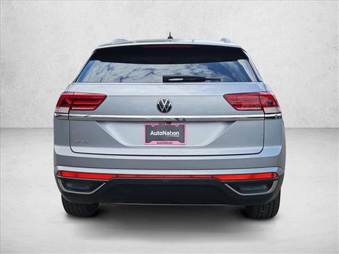 Used 2021 Volkswagen Atlas Cross Sport SE FWD image 7