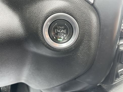 Used 2019 GMC Sierra 1500 SLT w/ SLT Premium Package image 11