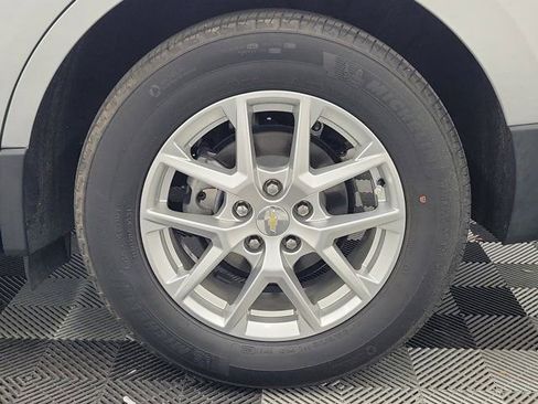 Used 2022 Chevrolet Equinox LT FWD image 10