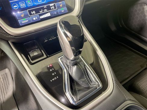 Used 2025 Subaru Outback Premium image 17