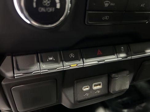 Used 2022 Chevrolet Silverado 1500 W/T image 29