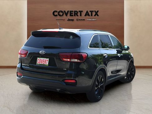 Used 2020 Kia Sorento S FWD image 5