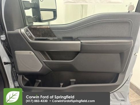 New 2026 Ford F250 Lariat w/ Lariat Premium Package image 38