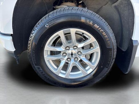 Used 2020 Chevrolet Silverado 1500 RST image 16