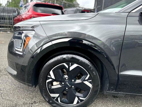 Used 2023 Kia Niro Wind FWD image 7