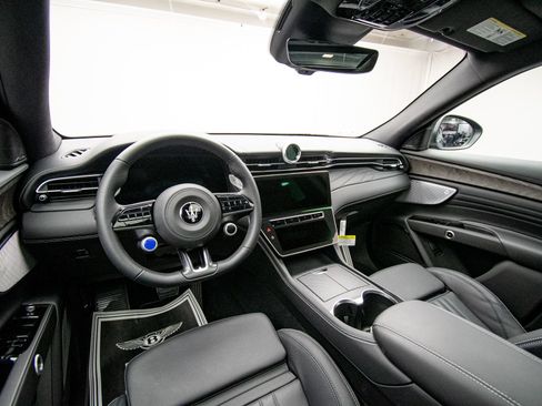 New 2025 Maserati Grecale GT AWD/4WD image 14