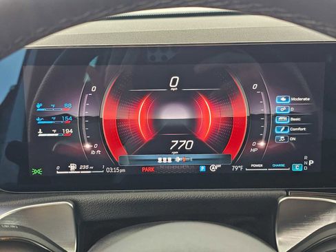 Certified 2025 Mercedes-Benz GLB 35 AMG 4MATIC image 25