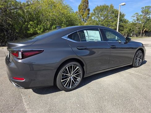 New 2025 Lexus ES 350 w/ Premium Package image 3