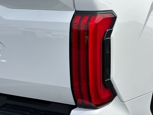 New 2026 Toyota Tundra Limited AWD/4WD image 30