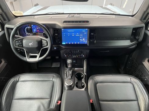 Used 2021 Ford Bronco First Edition image 13