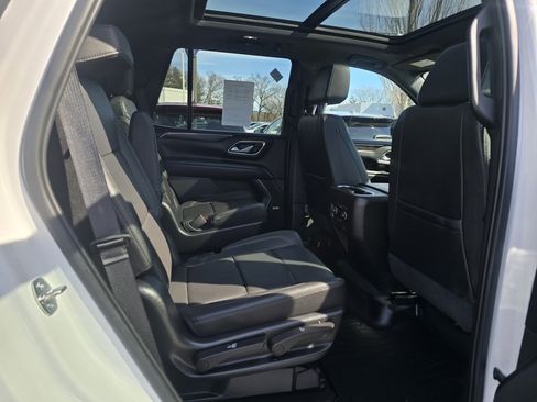 Used 2022 Chevrolet Tahoe LT w/ LT Signature Plus Package image 14