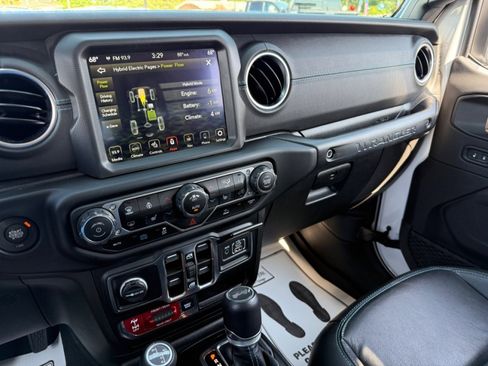 Used 2022 Jeep Wrangler Unlimited Rubicon 4xe w/ Cold Weather Group image 33