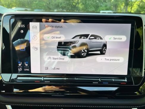 Used 2024 Volkswagen Atlas Cross Sport SEL Premium R-Line AWD/4WD image 37