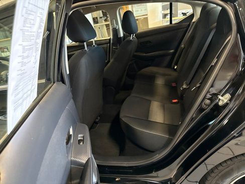 Used 2025 Nissan Sentra SV FWD image 24