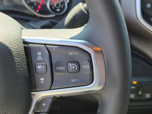 Used 2026 RAM 2500 Big Horn AWD/4WD image 16