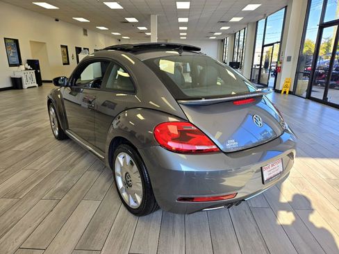 Used 2017 Volkswagen Beetle 1.8T image 7