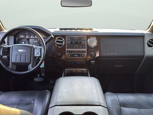 Used 2011 Ford F250 Lariat w/ Lariat Interior Pkg AWD/4WD image 21