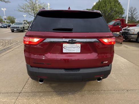 Used 2020 Chevrolet Traverse RS w/ LPO, Floor Liner Package AWD/4WD image 8