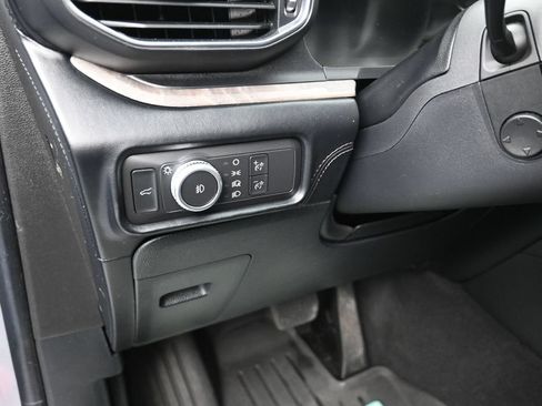Used 2021 Ford Explorer Platinum w/ Equipment Group 601A AWD/4WD image 12