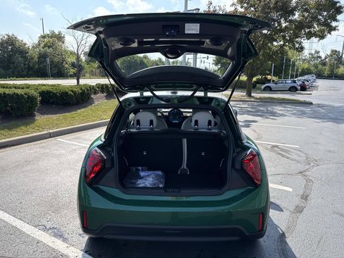 New 2026 MINI Cooper 2-Door Hardtop FWD image 12